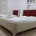 Denis Apartment