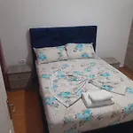 Apartment Denis *