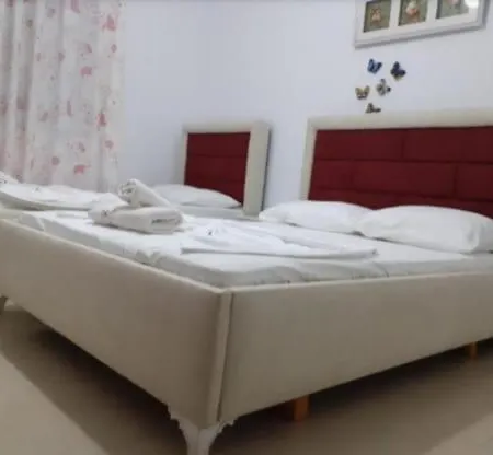 Denis Apartment